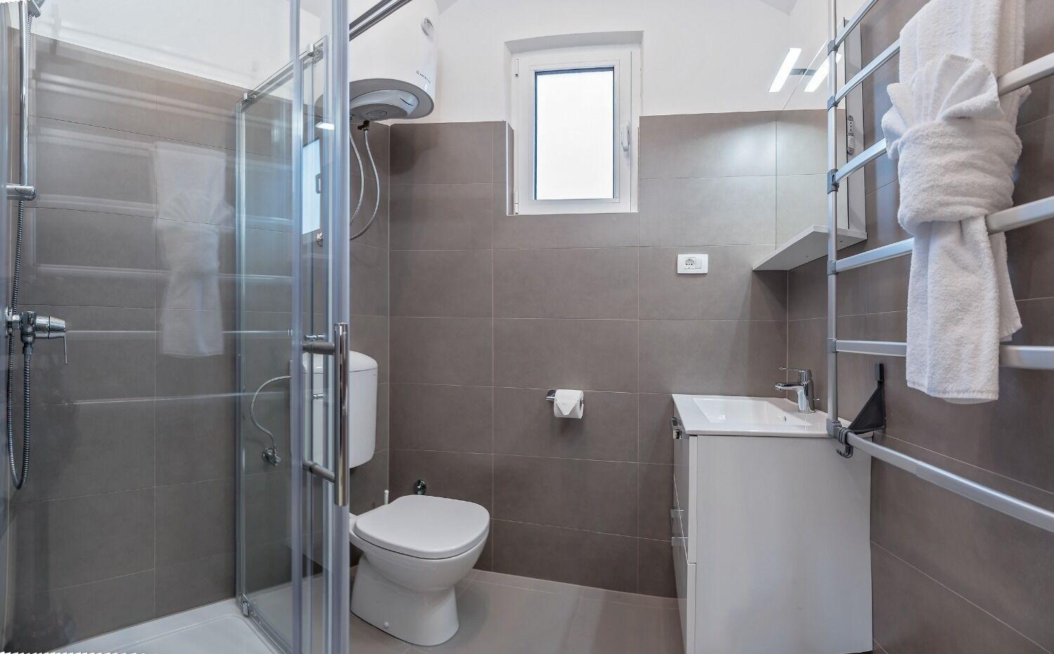 Apartments Bisernica-With Pool Ražanj Extérieur photo
