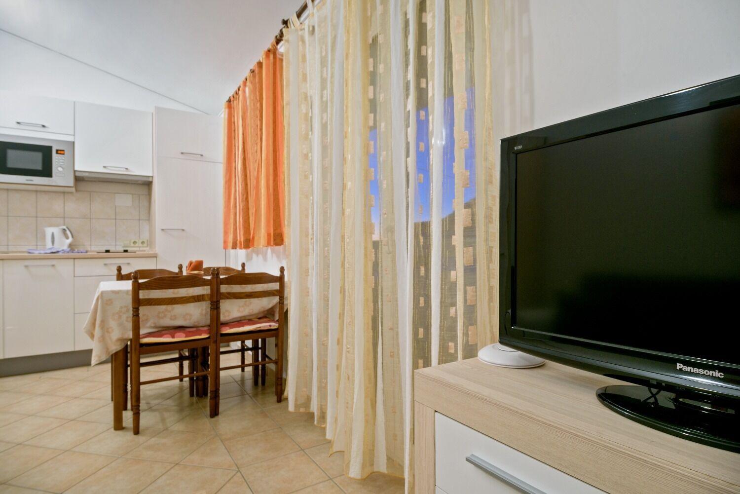 Apartments Bisernica-With Pool Ražanj Extérieur photo